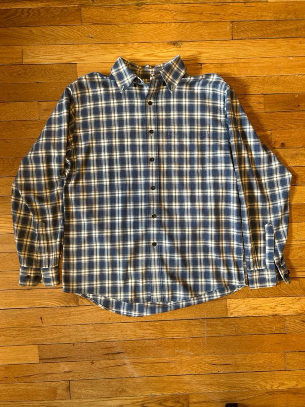 L.L. Bean Men's Cotton Flannel Shirt Men's Medium Blue Plaid